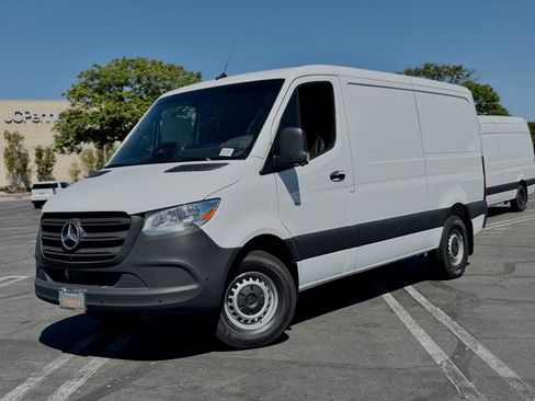 New 2026 Mercedes-Benz Sprinter 2500 image 2