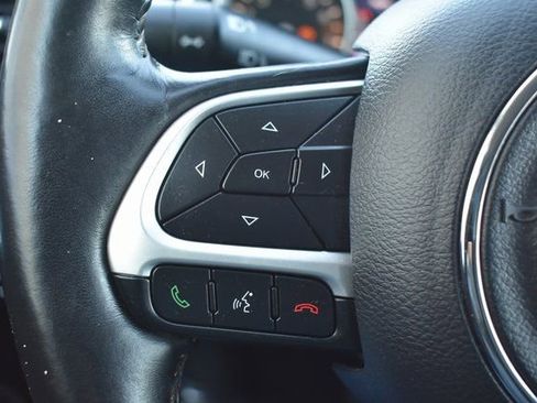 Used 2019 Jeep Compass Latitude w/ Popular Equipment Group image 19