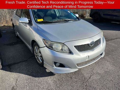 Used 2010 Toyota Corolla S image 1