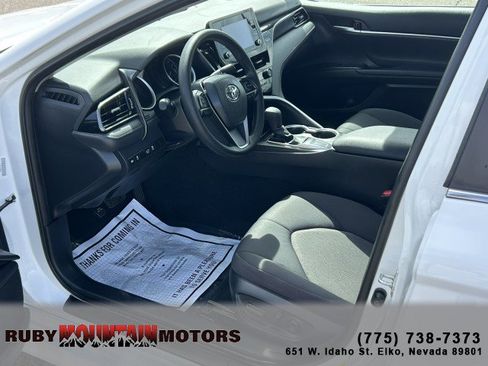 Used 2024 Toyota Camry LE image 10
