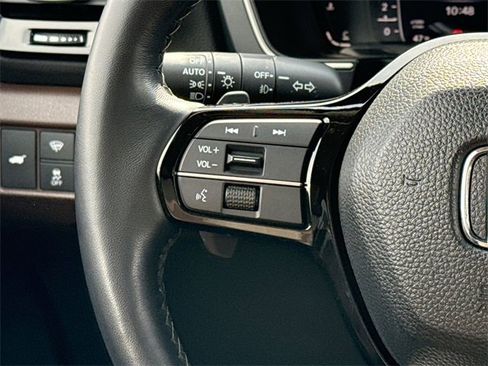 Used 2024 Honda Pilot Elite image 28