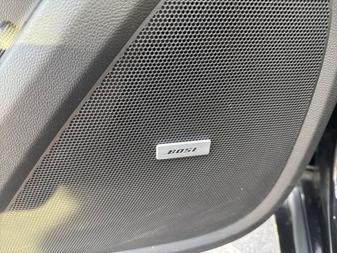 Used 2021 Chevrolet Traverse High Country image 15