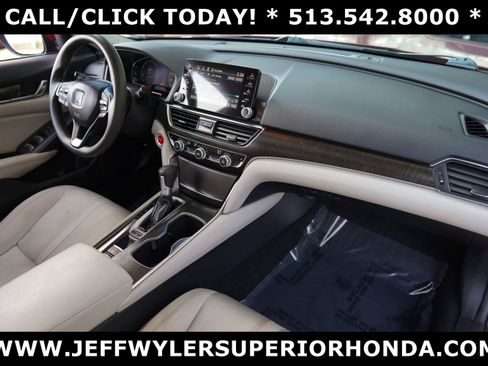 Used 2018 Honda Accord EX image 35