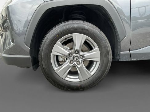 Used 2024 Toyota RAV4 XLE AWD/4WD image 15