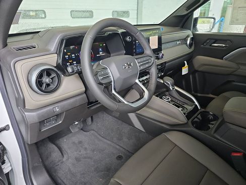 New 2026 Chevrolet Colorado ZR2 w/ Technology Package image 10