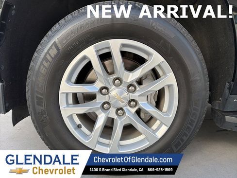 Certified 2021 Chevrolet Suburban LT image 18