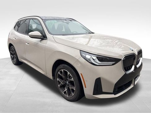 Used 2025 BMW X3 xDrive30i AWD/4WD image 5