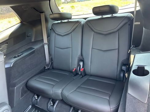Used 2024 Cadillac XT6 Sport w/ Technology Package AWD/4WD image 45