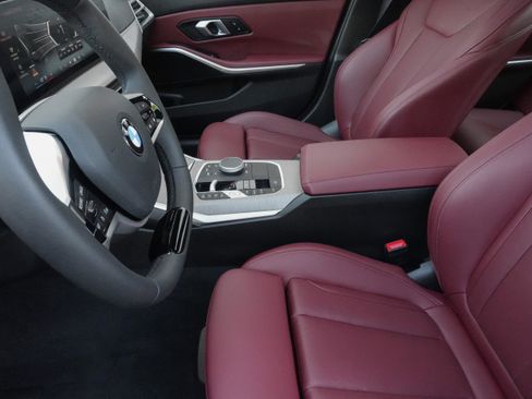Used 2025 BMW 330i Sedan RWD image 11