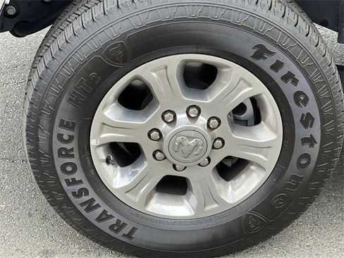 Used 2024 RAM 2500 Big Horn w/ Bed Utility Group image 18