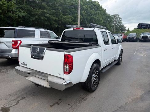 Used 2012 Nissan Frontier SL RWD image 5