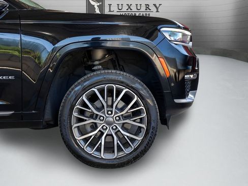 Used 2021 Jeep Grand Cherokee L Summit AWD/4WD image 10