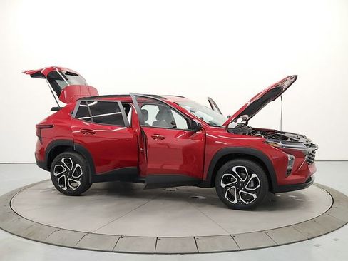 New 2026 Chevrolet Trax RS FWD image 16