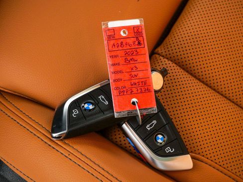 Used 2023 BMW X3 xDrive30i w/ M Sport Package AWD/4WD image 40