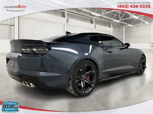 Used 2021 Chevrolet Camaro SS image 6