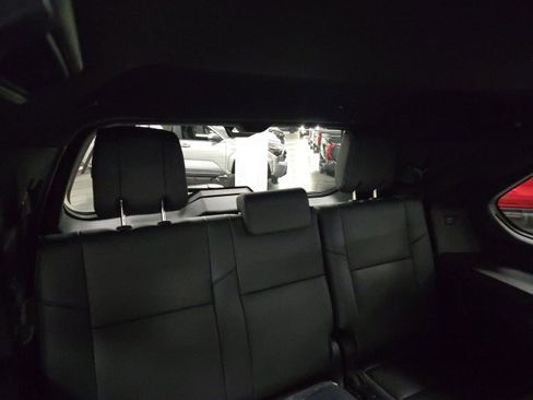 New 2026 Toyota Sequoia Platinum image 15