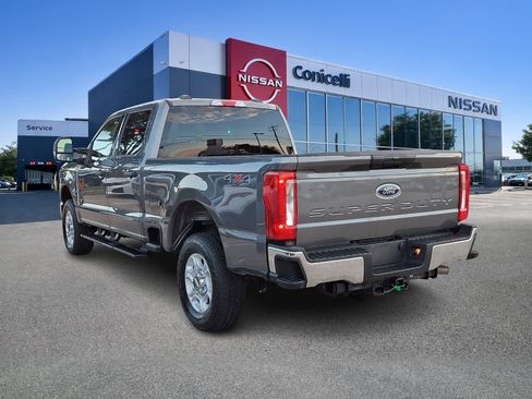 Used 2026 Ford F250 XLT AWD/4WD image 4