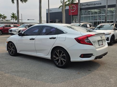 Used 2019 Honda Civic Sport image 6