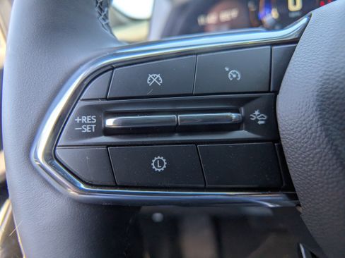 New 2026 Chevrolet Equinox LT FWD image 23