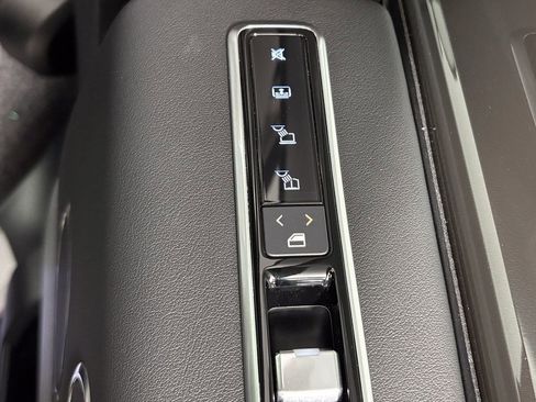 Used 2020 Land Rover Range Rover HSE image 45