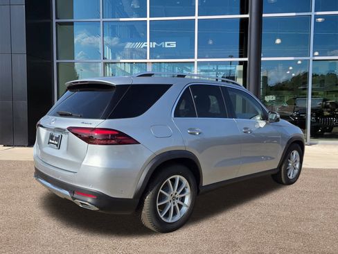 Used 2025 Mercedes-Benz GLE 350 4MATIC image 5