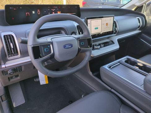 New 2026 Ford Expedition Active AWD/4WD image 10