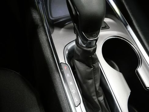 Used 2025 Chevrolet Malibu LT FWD image 22