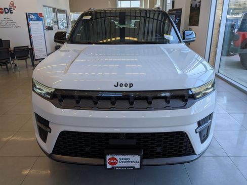 New 2026 Jeep Grand Wagoneer L Summit AWD/4WD image 2