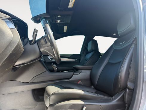 Certified 2022 Cadillac XT5 Luxury AWD/4WD image 9