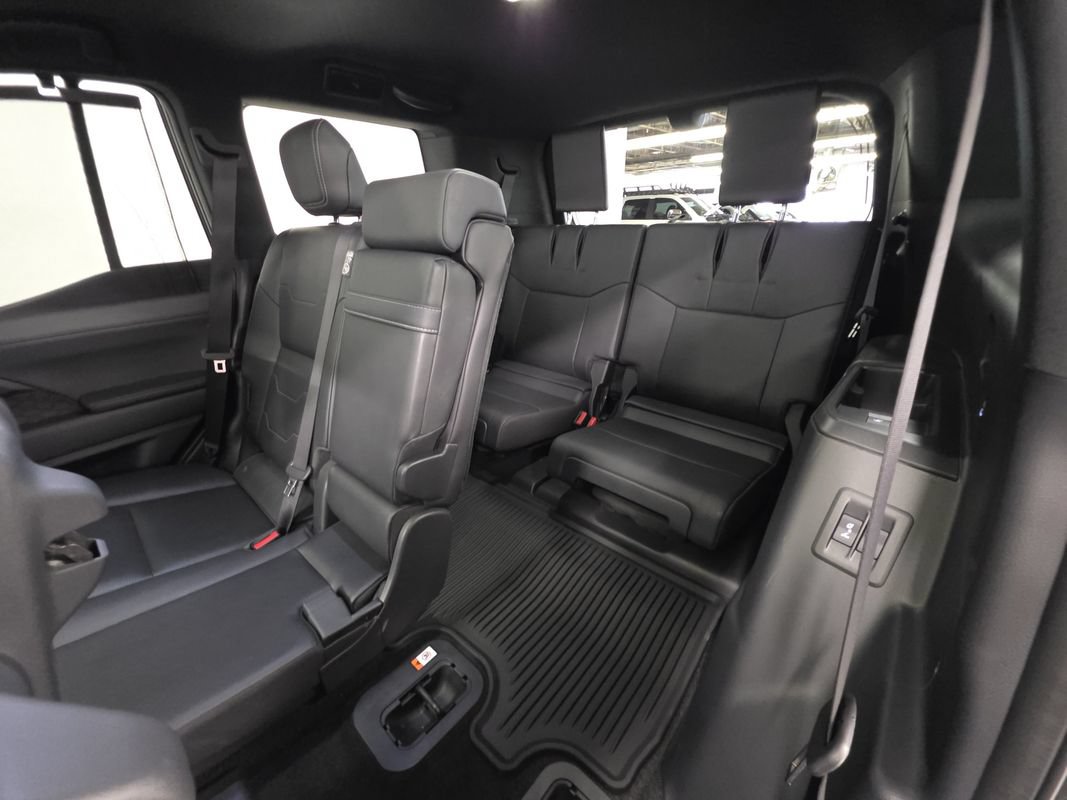 Used 2024 Lexus GX 550 w/ Cold Area Package AWD/4WD image 24