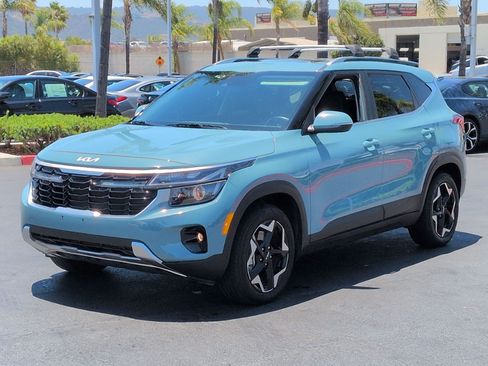 Used 2024 Kia Seltos EX AWD/4WD image 5