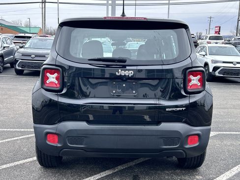 Used 2016 Jeep Renegade Sport w/ Power & Air Group image 6