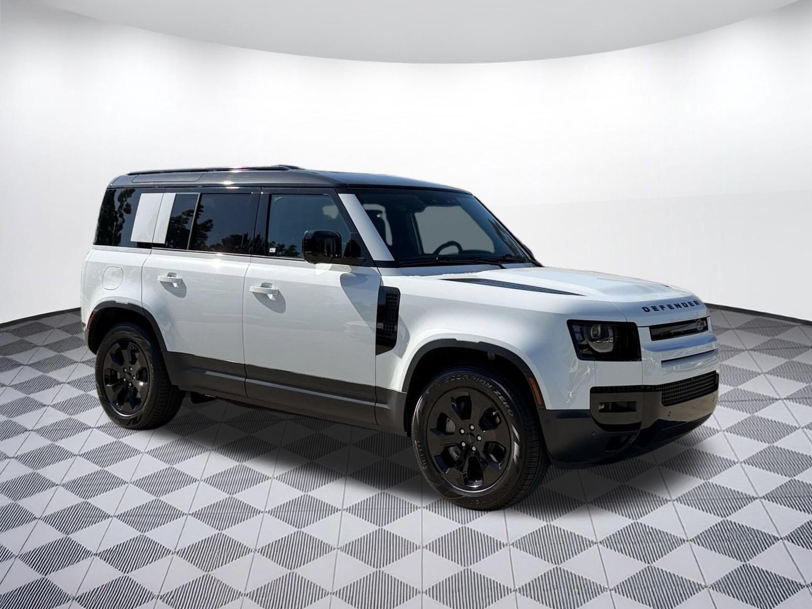 New 2026 Land Rover Defender 110 S AWD/4WD image 7