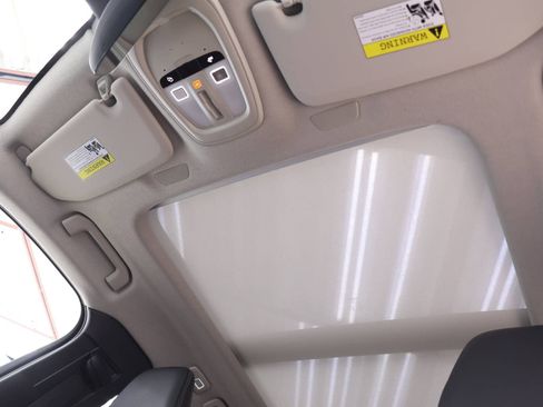 New 2026 Volvo XC40 B5 Core w/ Protection Package Premier image 20