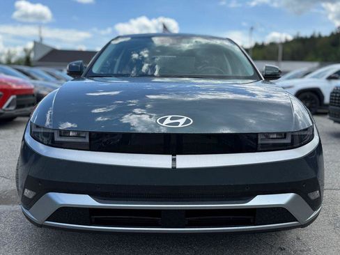 New 2026 Hyundai Ioniq 5 SEL image 2