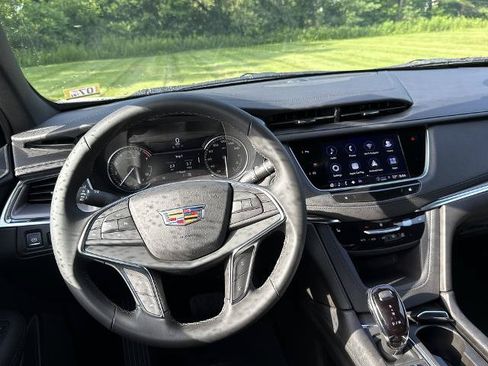 New 2026 Cadillac XT5 Luxury AWD/4WD image 21