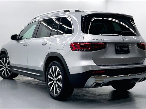 Certified 2022 Mercedes-Benz GLB 250 image 2