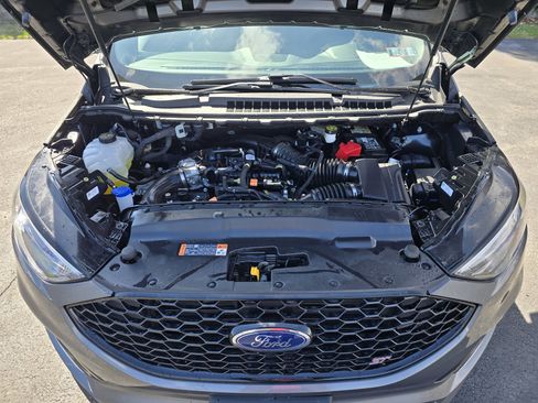 Used 2023 Ford Edge ST image 22