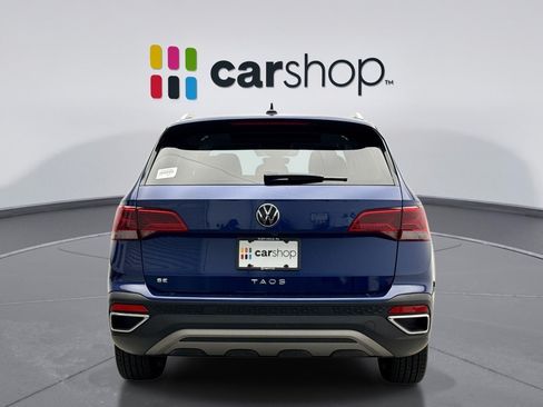 Used 2024 Volkswagen Taos SE FWD image 4