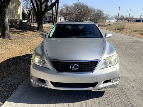 Used 2010 Lexus LS 460 image 14