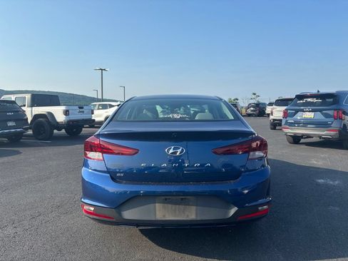 Used 2020 Hyundai Elantra SE FWD image 4