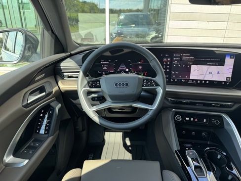 New 2025 Audi Q5 Premium Plus image 10