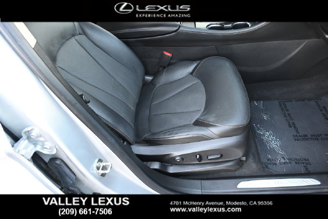 Used 2018 Buick Envision Essence AWD/4WD image 20