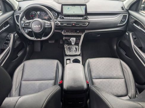 Used 2023 Kia Seltos SX w/ SX Sunroof Package AWD/4WD image 18