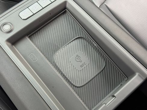 Used 2024 Kia EV9 Light Long Range image 29