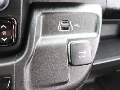 Used 2025 RAM ProMaster 2500 w/ Convenience Group FWD image 28