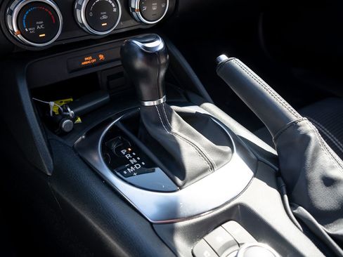 Used 2018 FIAT 124 Spider Classica w/ Technology Group image 22