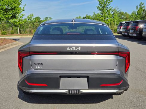 New 2026 Kia K4 LXS image 6
