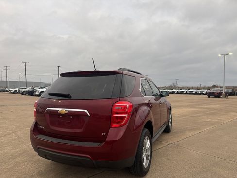 Used 2017 Chevrolet Equinox LT image 21