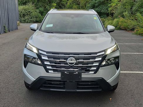 Certified 2024 Nissan Rogue SV w/ SV Premium Package image 2